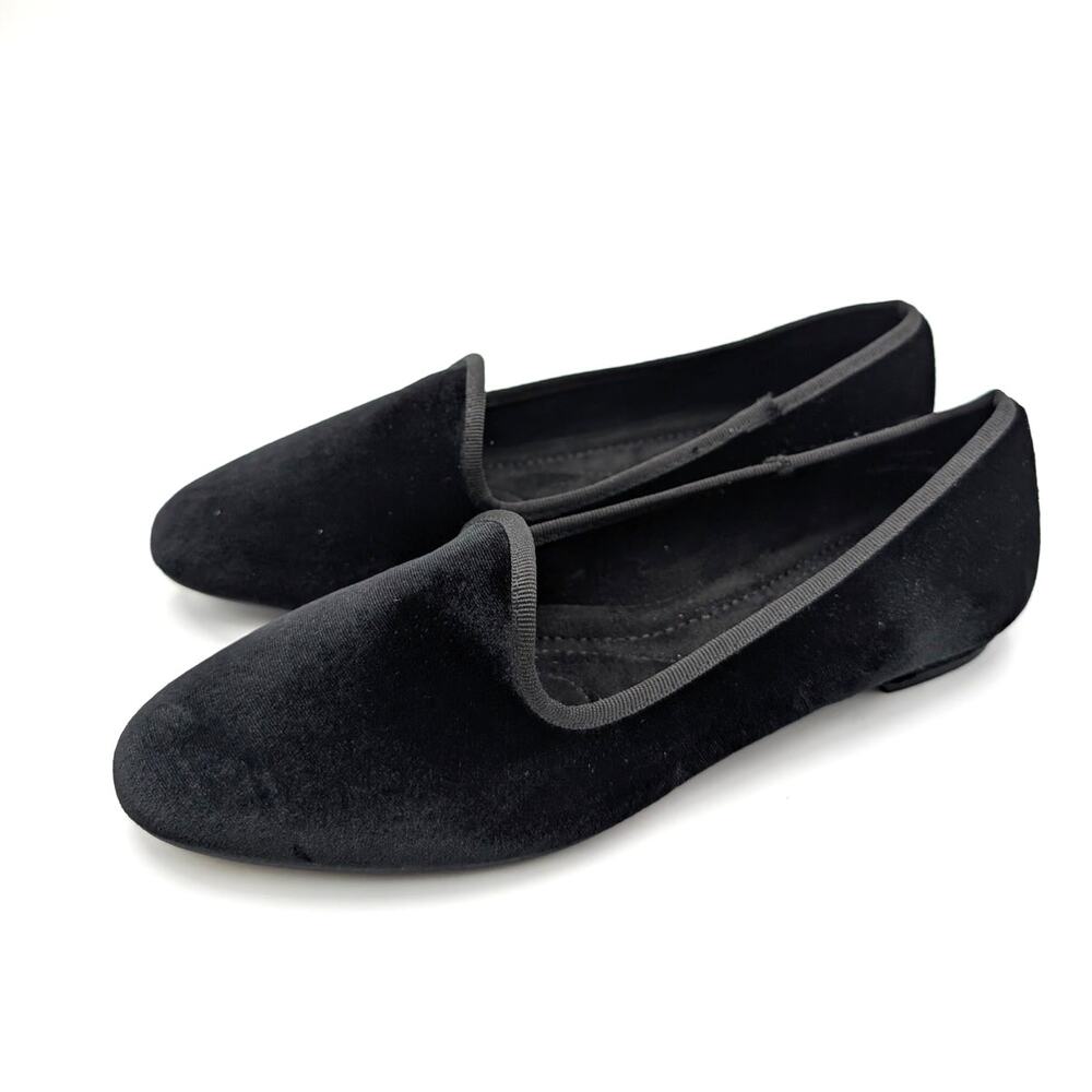 Chelsea Crew Chain Loafer Shoes Almond Toe Women's Black Velvet Size US7 EU37